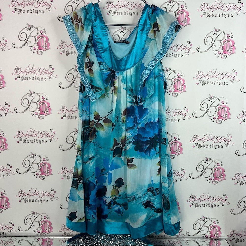 Temptations Italy dress sequins sparkly shimmer floral Turquoise Garment